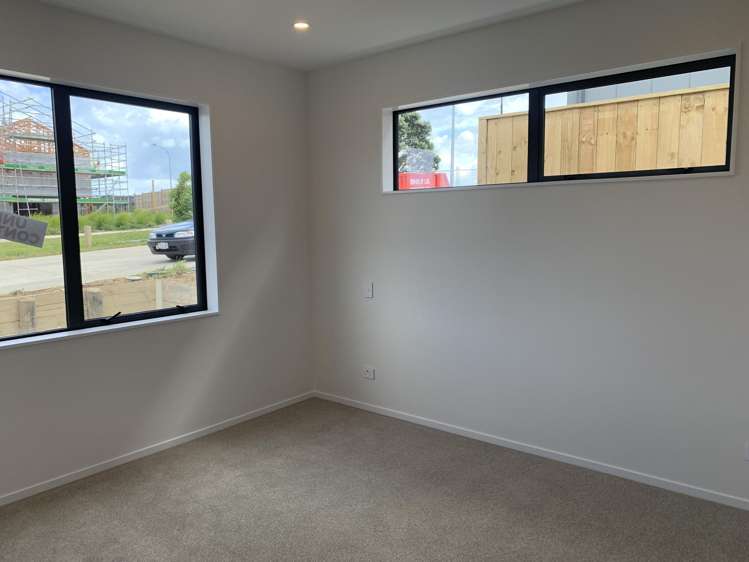 4 TORO PUKE LANE Beachlands_14