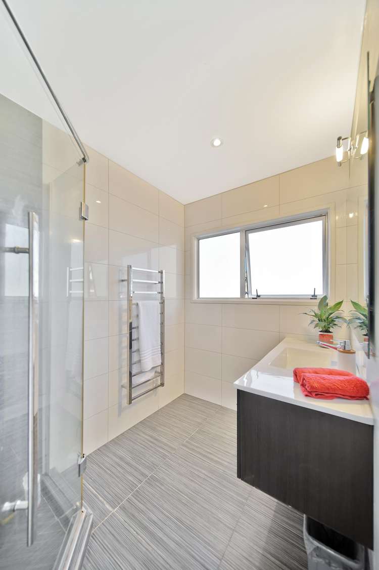 2/52 Highland Park Drive Highland Park_15