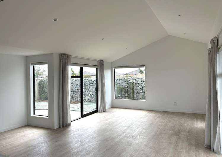 13 Stowe Lane Rolleston_2