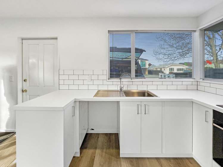 1/2 Broadbent Street Riccarton_2