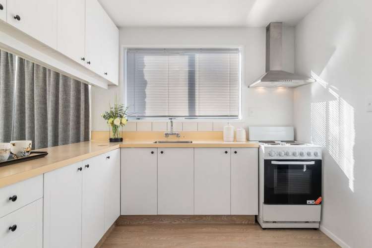 1/6 Randolph Street Woolston_4