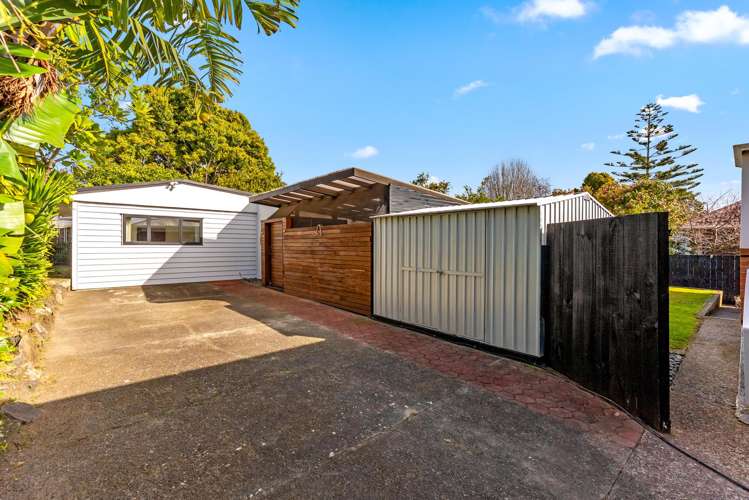 39 Sherwood Avenue Te Atatu South_36