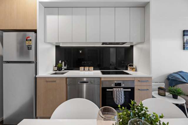 708/70 Anzac Avenue City Centre_1