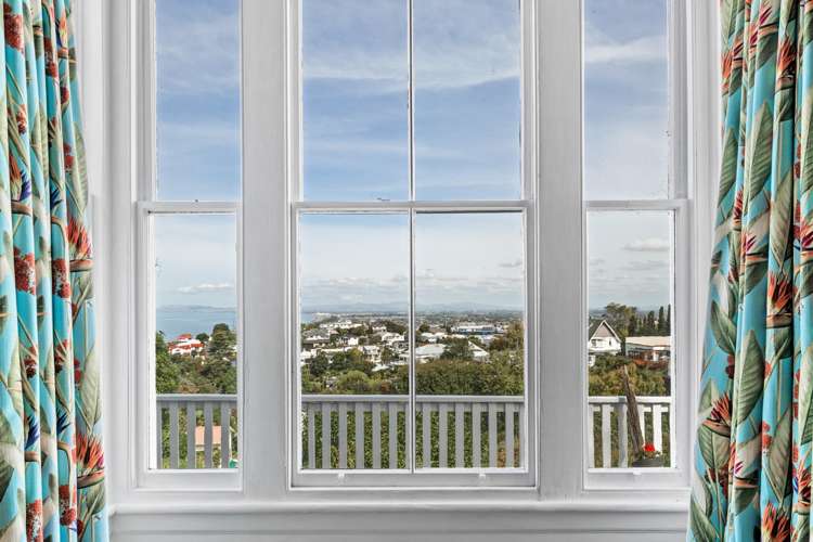 8 Lighthouse Road Bluff Hill_9