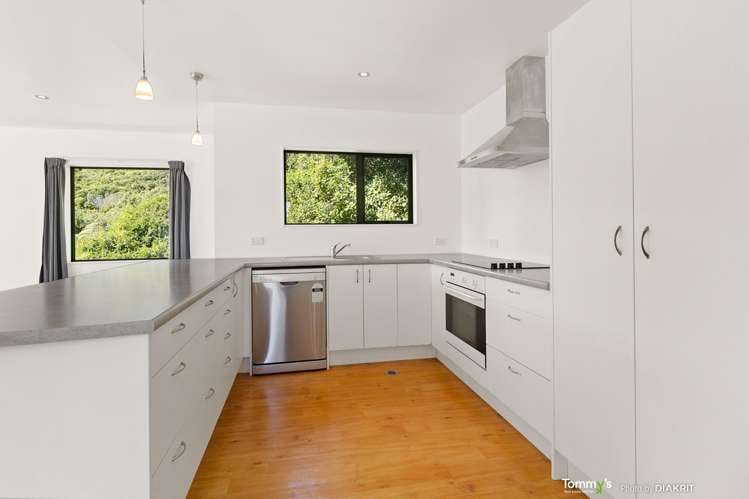 113 Allington Road Karori_7