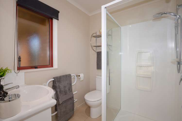 1 Percy Kinsman Crescent Riverstone Terraces_6