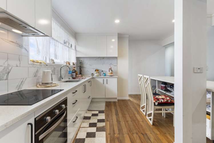 76 Blake Road Mangere East_2