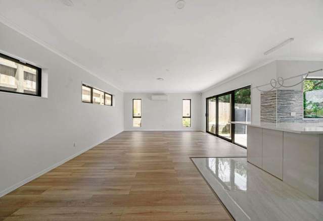 18D MacLaurin Street Blockhouse Bay_1