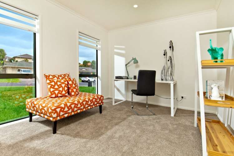 14 Thomas Hamer Place Greenhithe_11