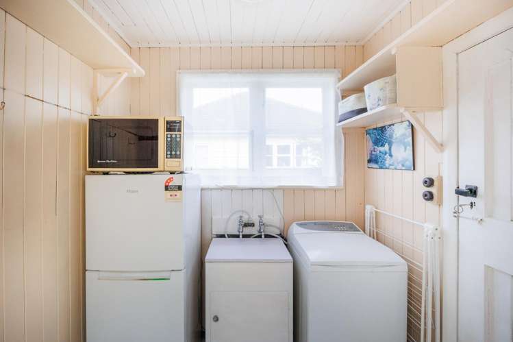 182 Vogel Street Roslyn_11