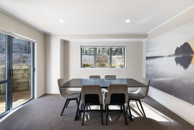 105 Waitakere Road Waitakere_6