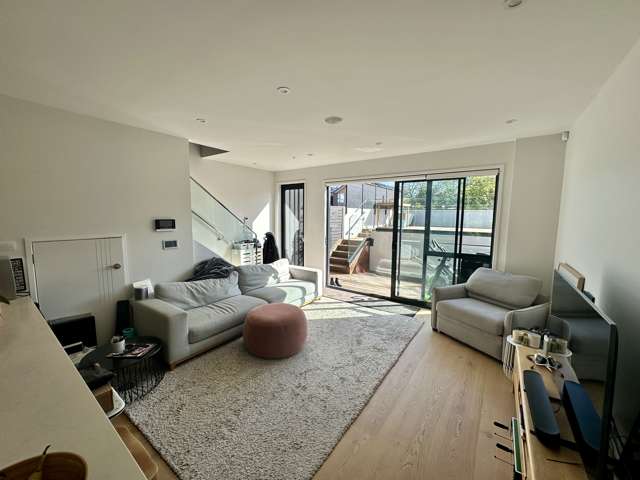 11 He Ana Way Mount Albert_1