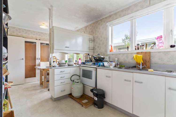 45 Sheridan Drive New Lynn_10