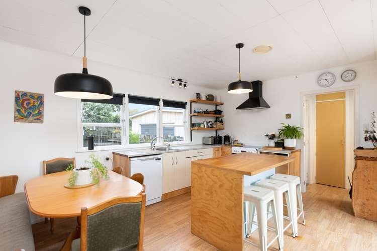 438 Pukehina Parade Pukehina_9