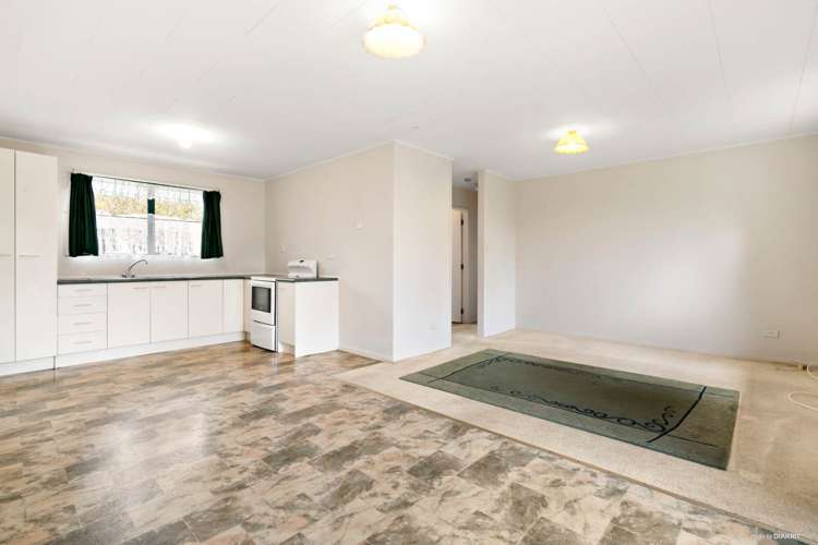 62 Leybourne Circle Glen Innes_14