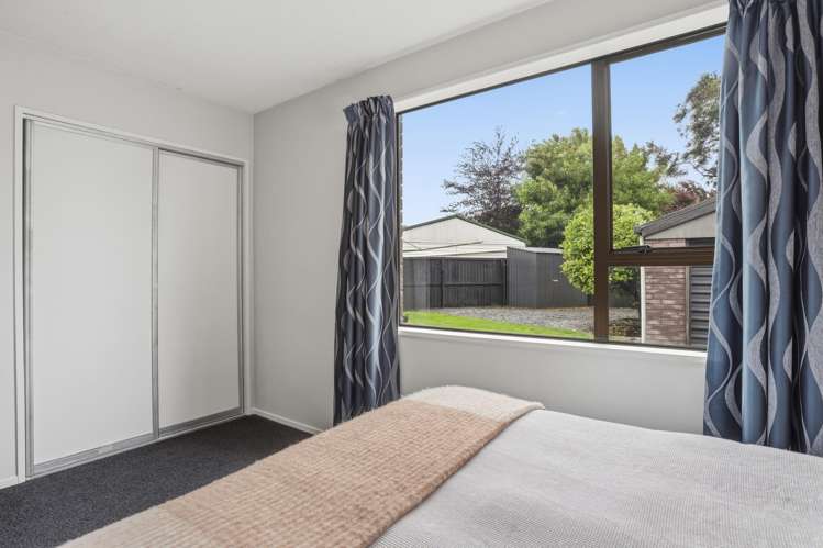 10 Bowie Drive Woodend_16