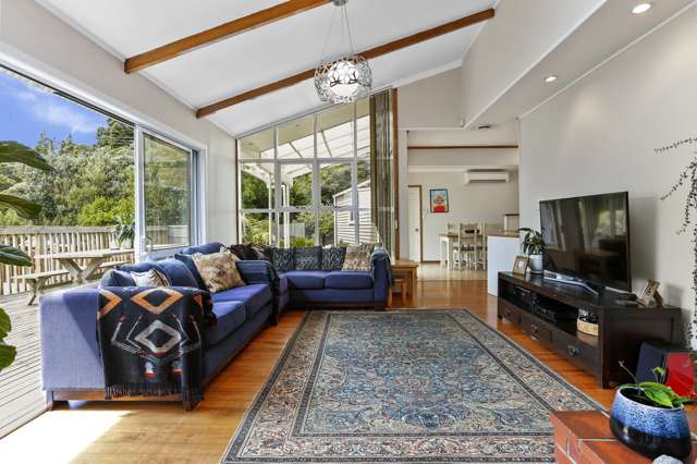 64 Woodfern Crescent Titirangi_3