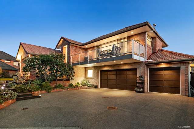 Panoramic Views & Triple Car Garage