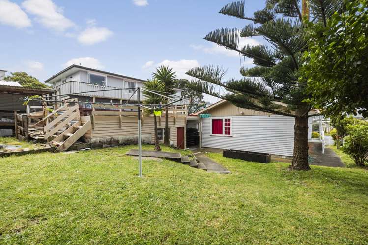 19 Akaroa Drive Maupuia_9