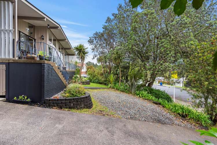 4 Dolbear Street Titirangi_16