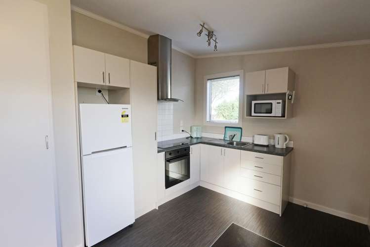 4/12 Clifton Street Windsor_13