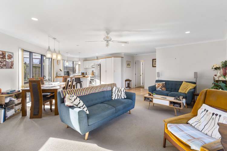 2 Hazards Road Manurewa_13