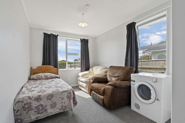 146 Portia Street Stratford_11