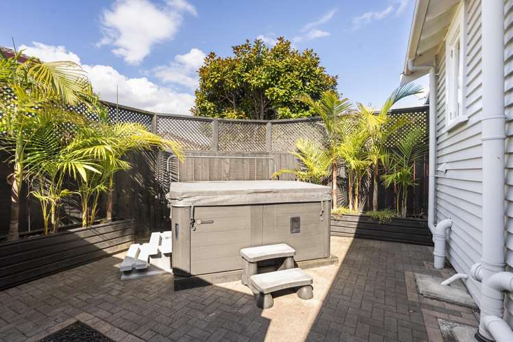 15 Foch Avenue Mount Roskill_15