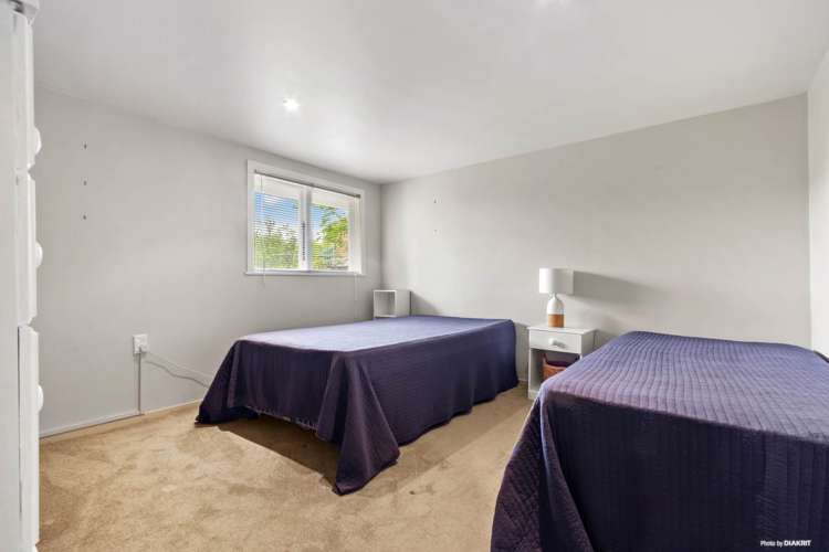 133 Glengarry Road Glen Eden_10