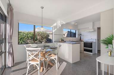 15B Galloway Crescent_2