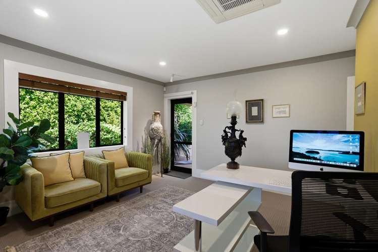 16 Conifer Grove Te Kamo_9