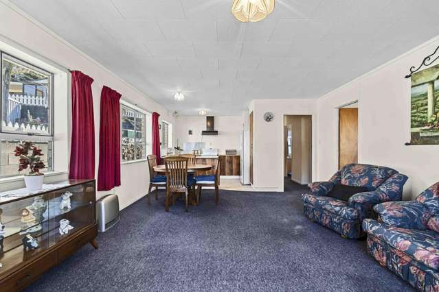 20 Kenmore Street Westown_3