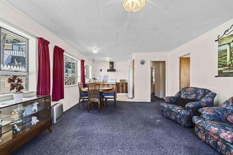 20 Kenmore Street Westown_3