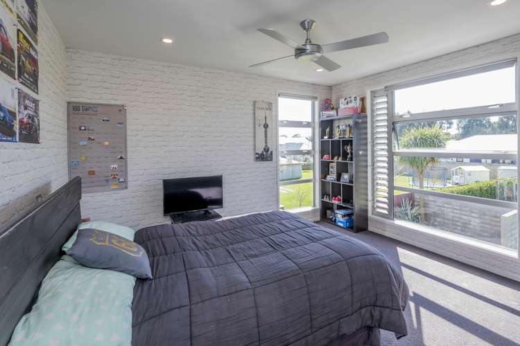 24 Okarito Avenue Levin_11