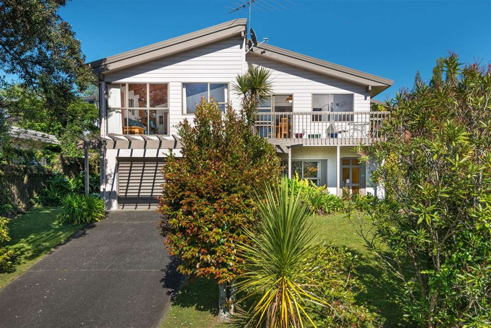 3 Coromandel Crescent Mairangi Bay_0