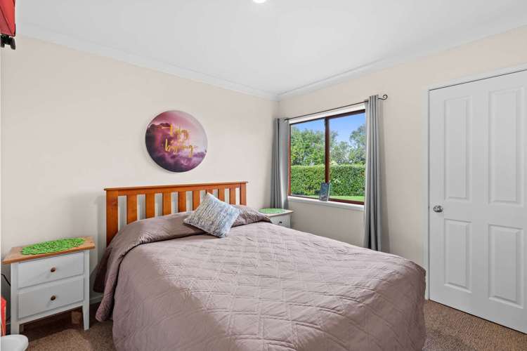 53 B Westhead Road Pollok_13