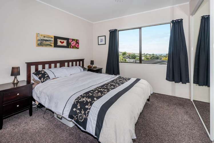 2/681 Beach Road Rothesay Bay_7