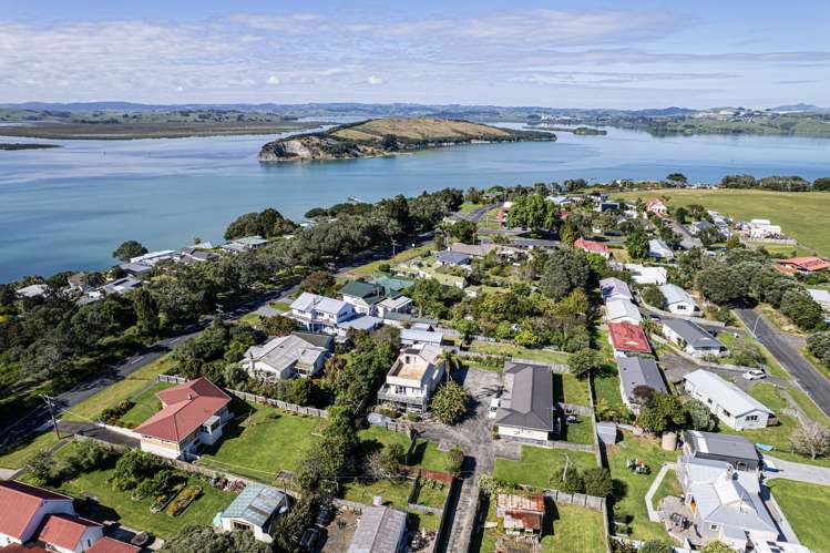 90 Church Street Onerahi_31