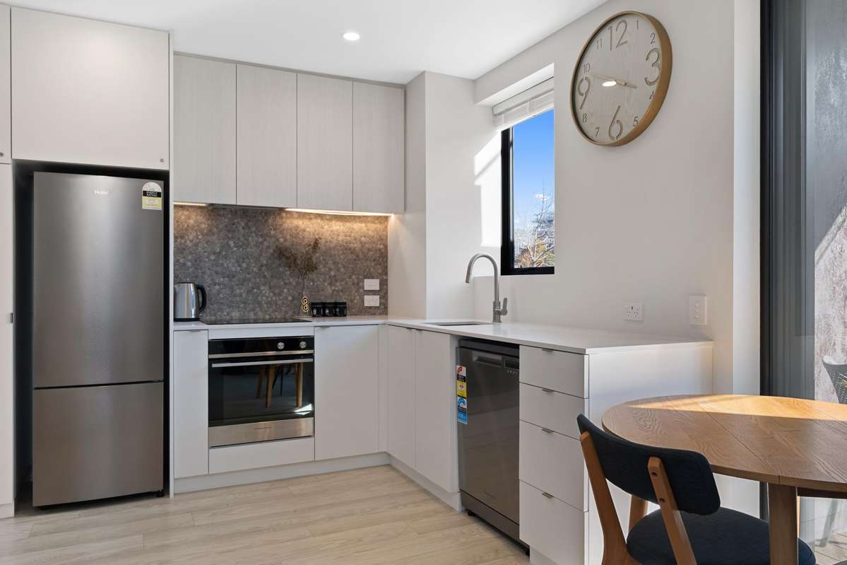 3/206 Hereford Street_2