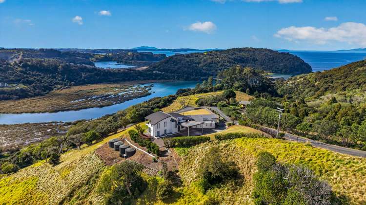 83 Jervis Road Waiwera_18