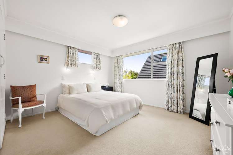 52b Queens Grove Lower Hutt Central_10