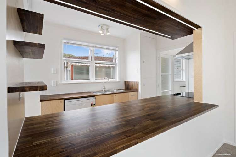 72 Chivalry Road Glenfield_4