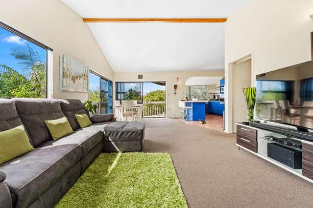 33 Gledstane Road Stanmore Bay_3