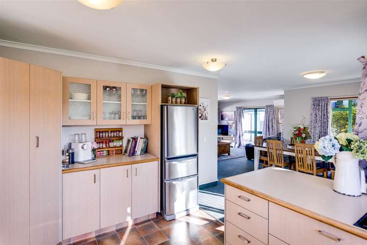 5a Montague Way Taradale_16