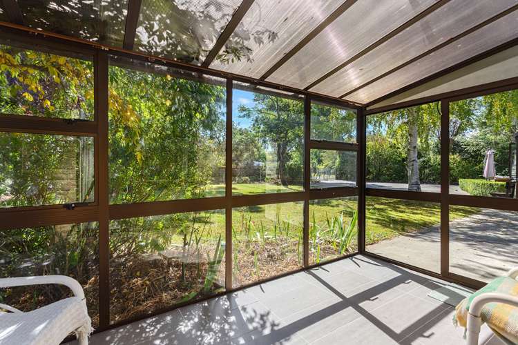 3 Woodfield Place Woodend_10