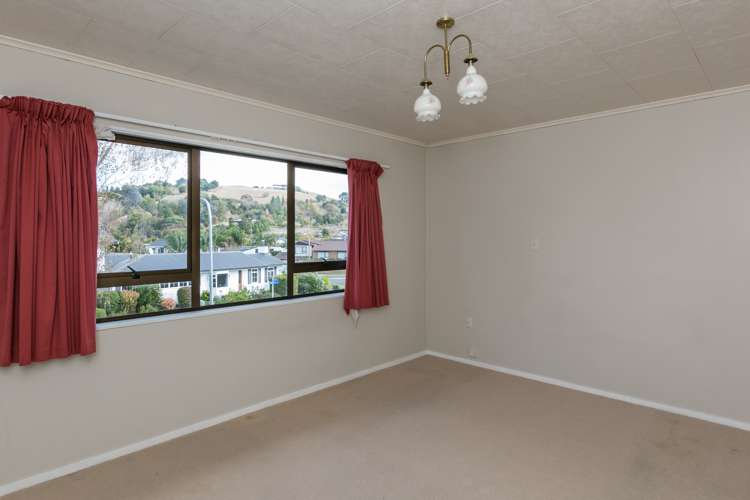 2 Ewan Place Taradale_10