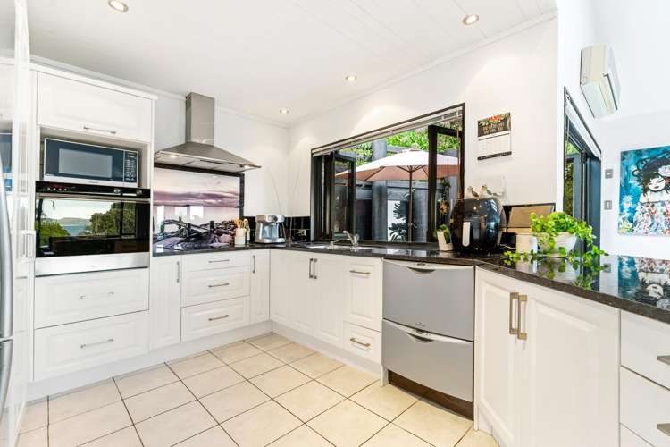 12 Sunburst Avenue Snells Beach_9