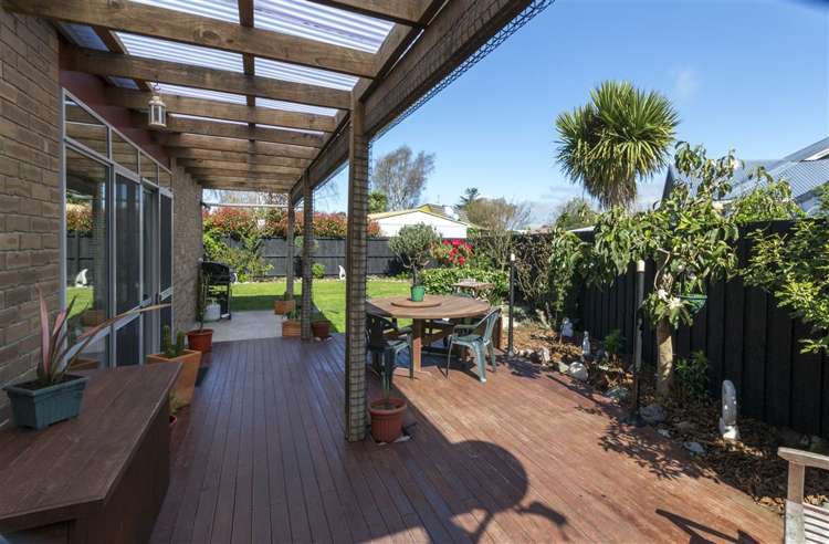 11 Collins Drive Waikuku Beach_13