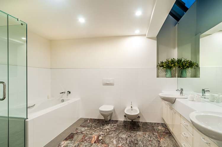 14/7 Cliff Road Saint Heliers_12