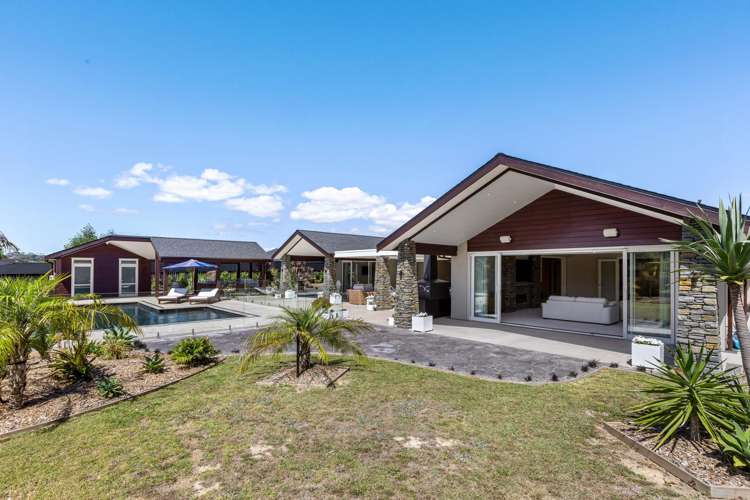 8a Jelas Drive_0